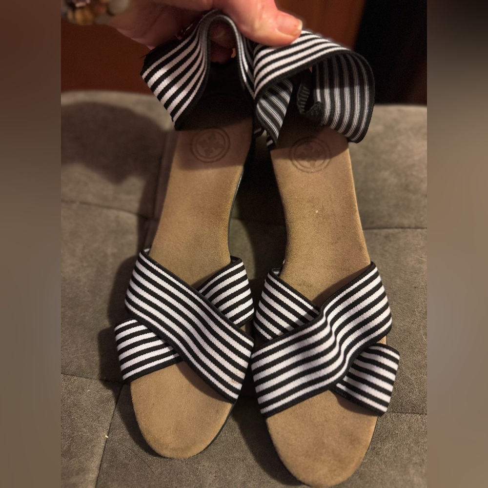 CHARLESTON SHOE CO. Black and White Striped Sandals